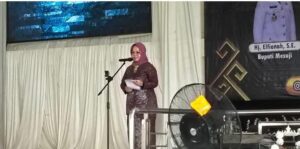 Bupati Mesuji Elfianah secara resmi membuka acara Grand Final Bujang Gadis Mesuji 2025