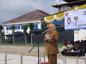 Mesuji ‘Banjir’ Penghargaan: Bupati Elfianah Lantik 1.123 PPPK dan Guyur Ratusan Alat Pertanian hingga Perkuat Swasembada Pangan